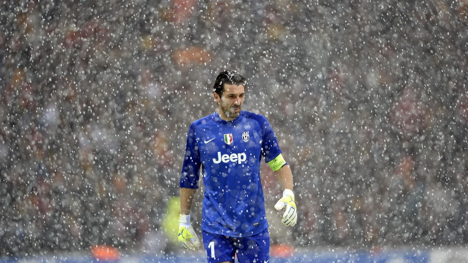 开云体育平台-“德甲豪门对决：实力对抗激烈，比赛精彩不断”，西甲豪门